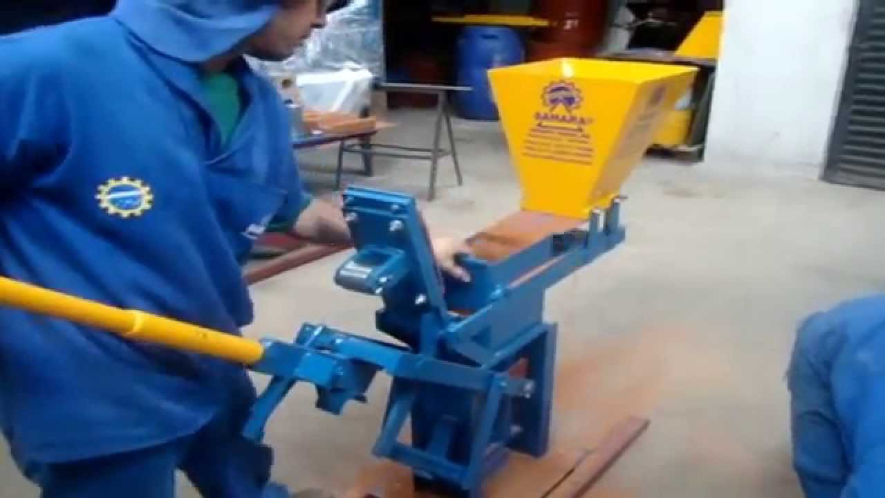 Prensa Manual 2015 Produzindo Tijolos Ecológicos - Grupo Aguilar