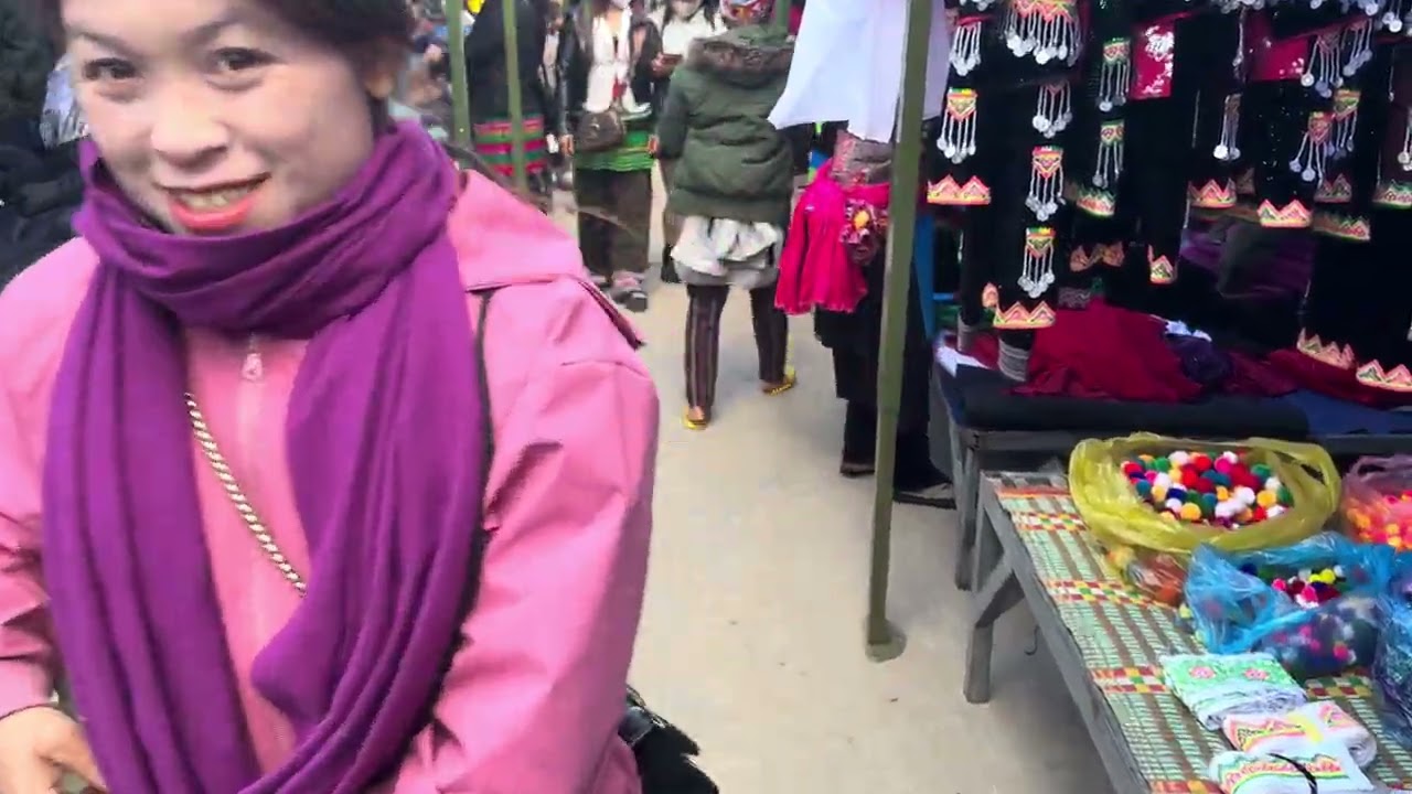 Chợ phiên y tý lao cai