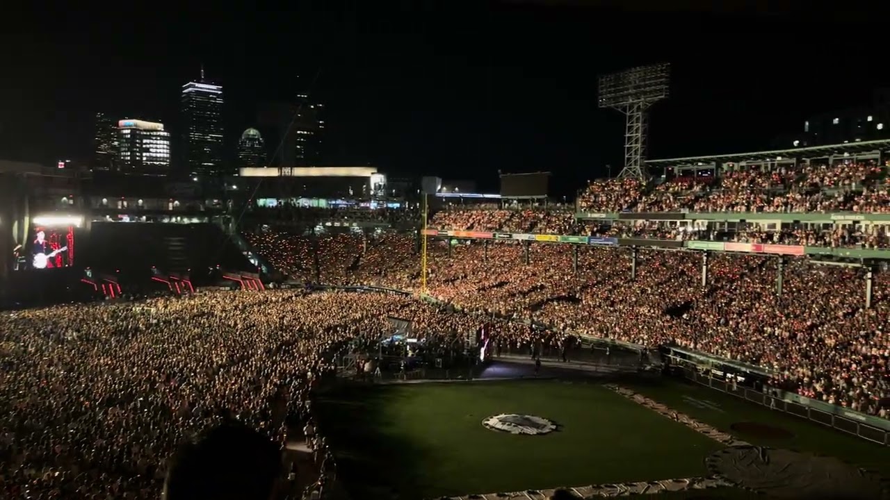 Orange Juice - Noah Kahan - Fenway Park - Boston MA - 7/18/2024