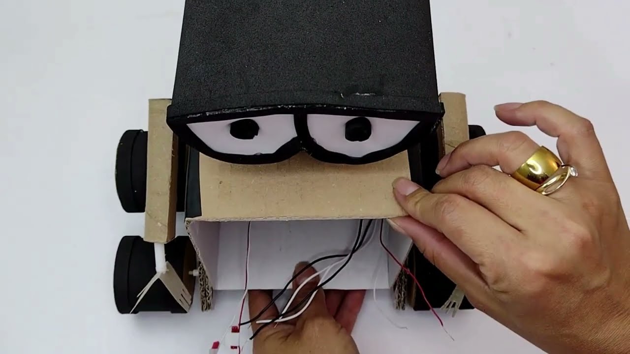 ✅ Robot Seguidor de luz hecho con transistores y fotorresistencia