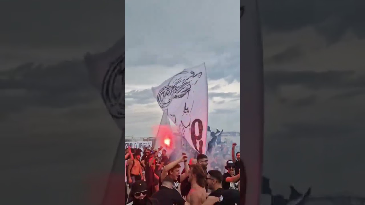 📢SIAMO PAZZI DI TEEEEE..SE VITTORIA SARAAAA'...LA CURVA SUD CANTERAAAAA'...UHHHHH....LA LA LA LA 👏🏻🥁