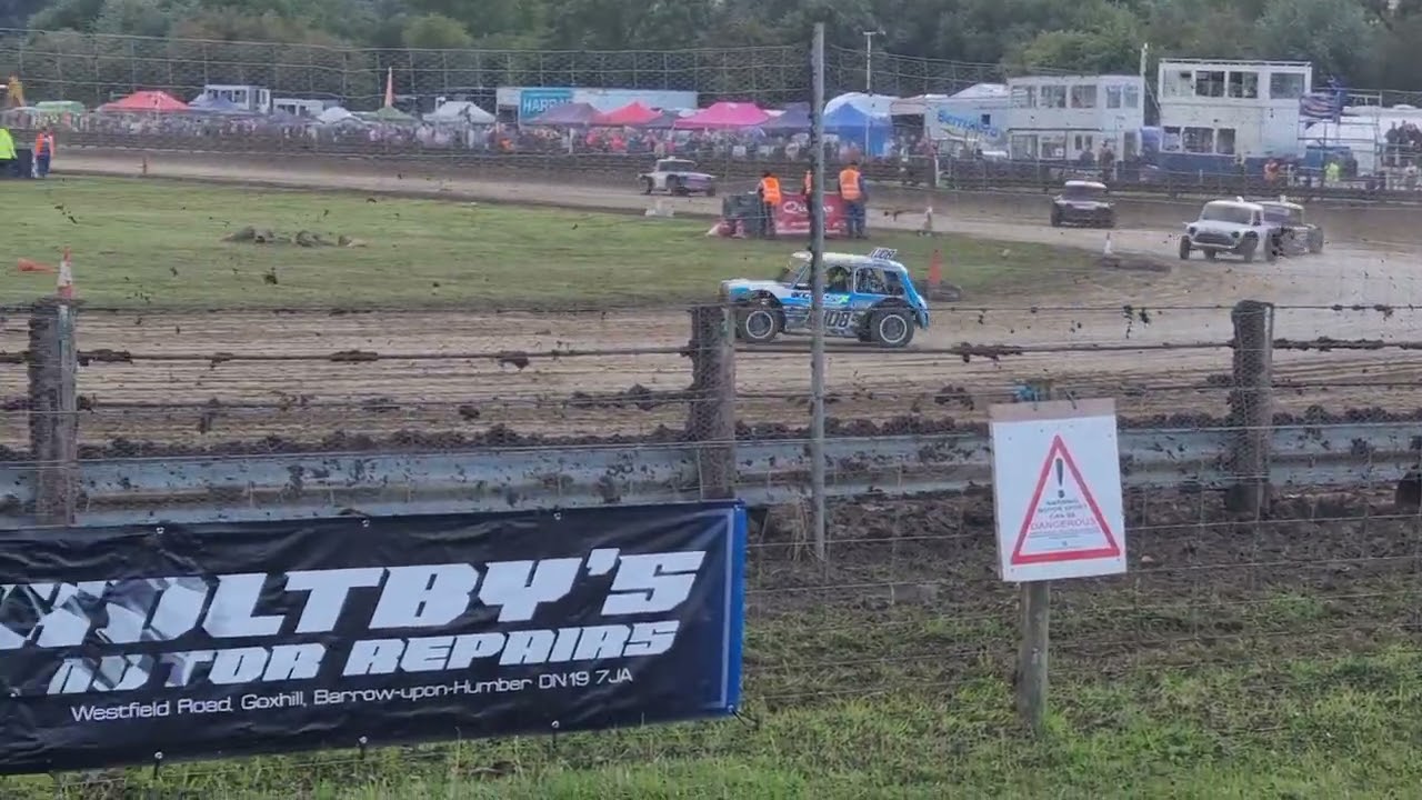 Men's Autograss National final Class 5 final attempt