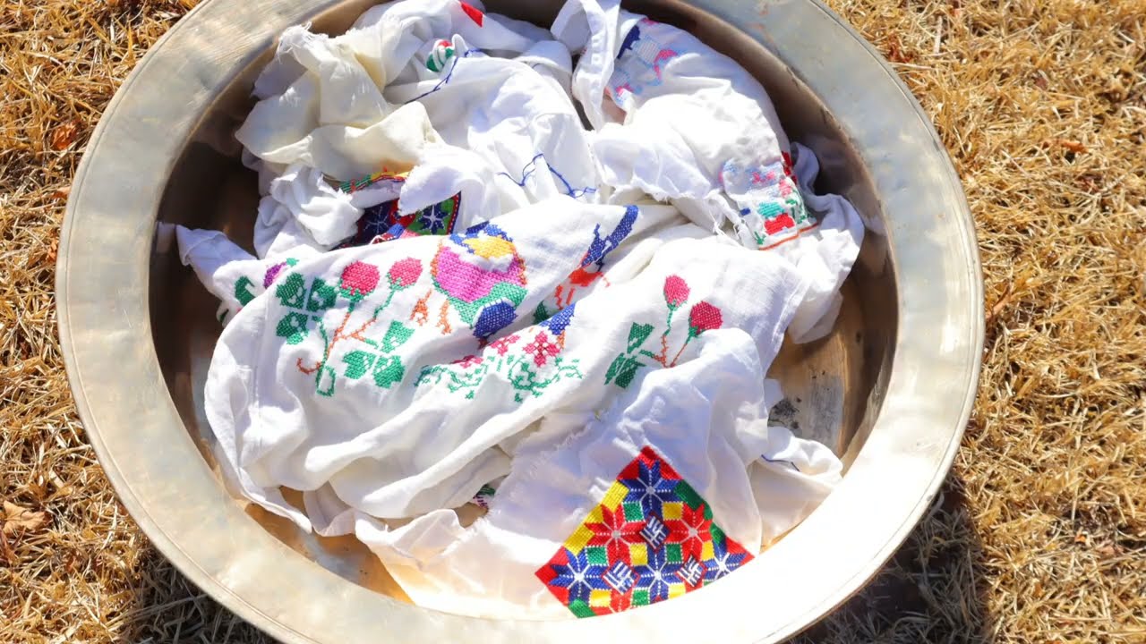 🧼 반세기 이상  묵은 때 싹 빼주었더니 생긴일 ... 엄마의 횃댓보,근대십자수 / 빨래터 여인들 ,다듬이질