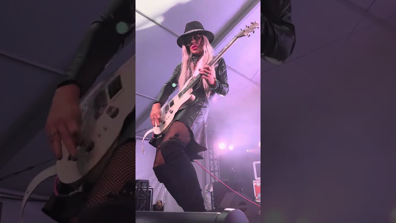 Orianthi & The Power of 3 - Las Vegas on Nov 17, 2025 - 7. Jam.