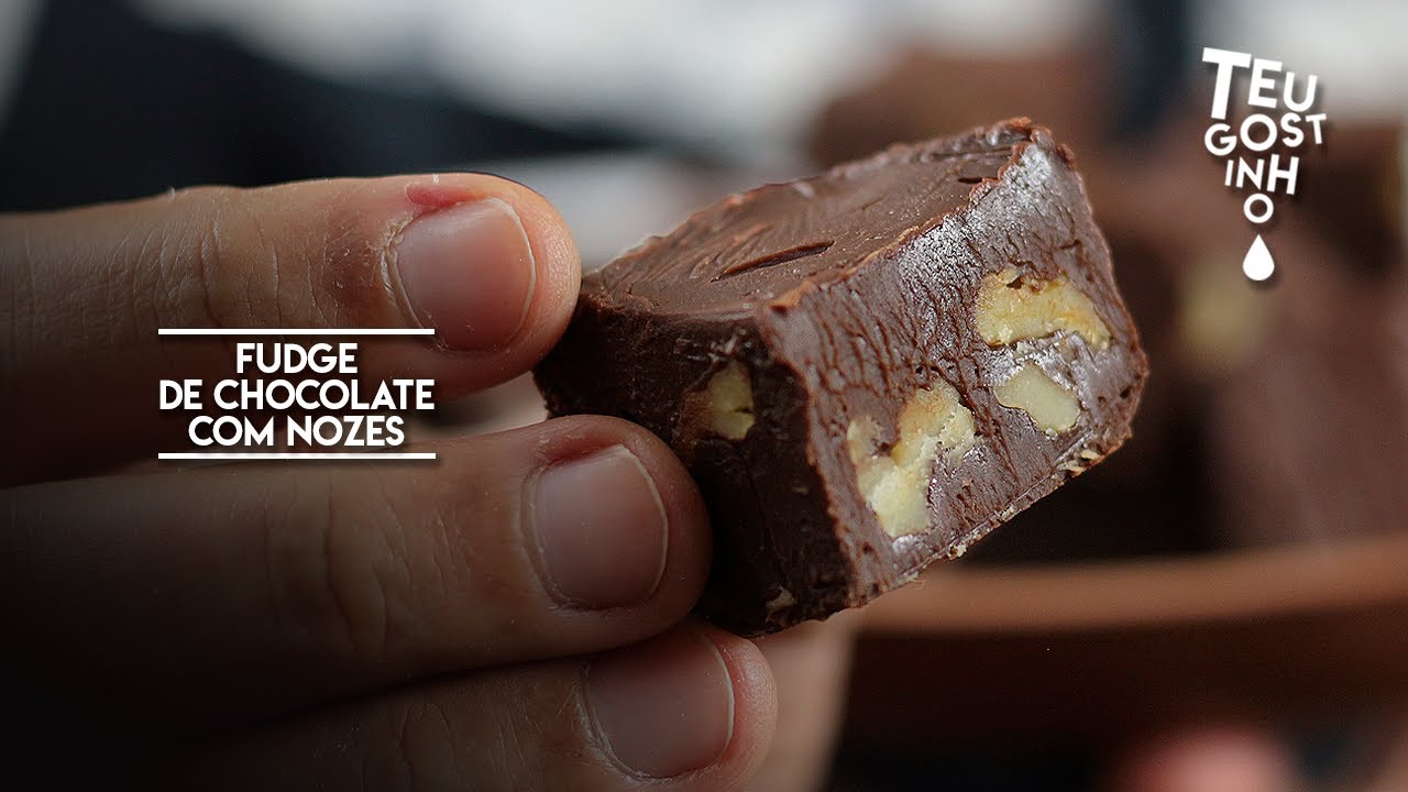Fudge de chocolate com nozes - um doce quadradinho, macio demais  | Teu Gostinho
