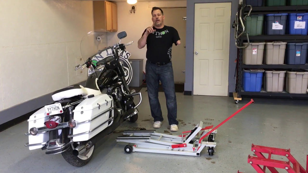 PYTHON LIFTS- Demonstration of the Viper 6T lift
