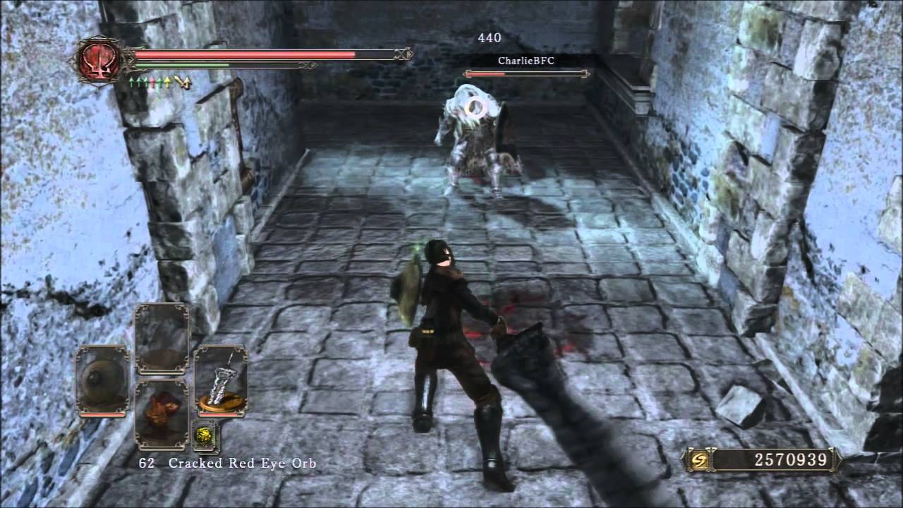 Демонстрация оружия Dark Souls 2: Большой меч Fume Ultra