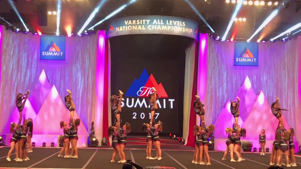 Summit 2017 Fame Sirens Finals
