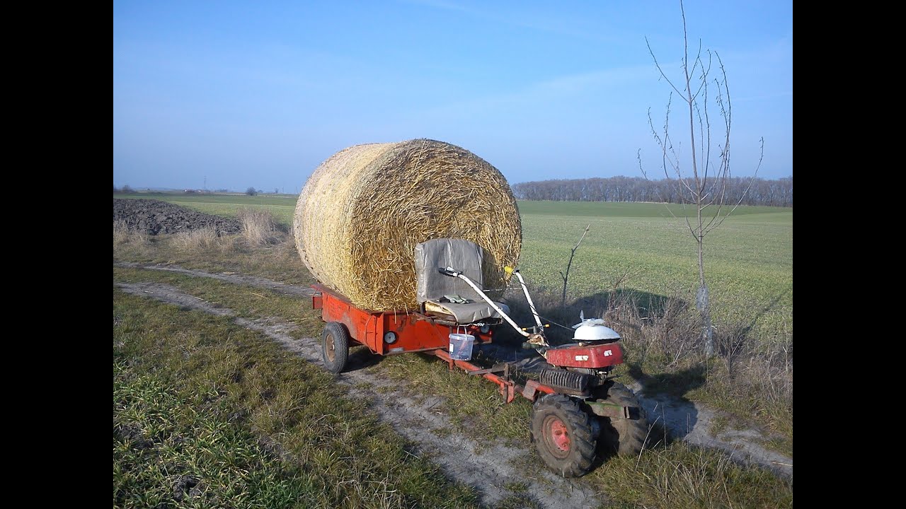 Szalmahordás