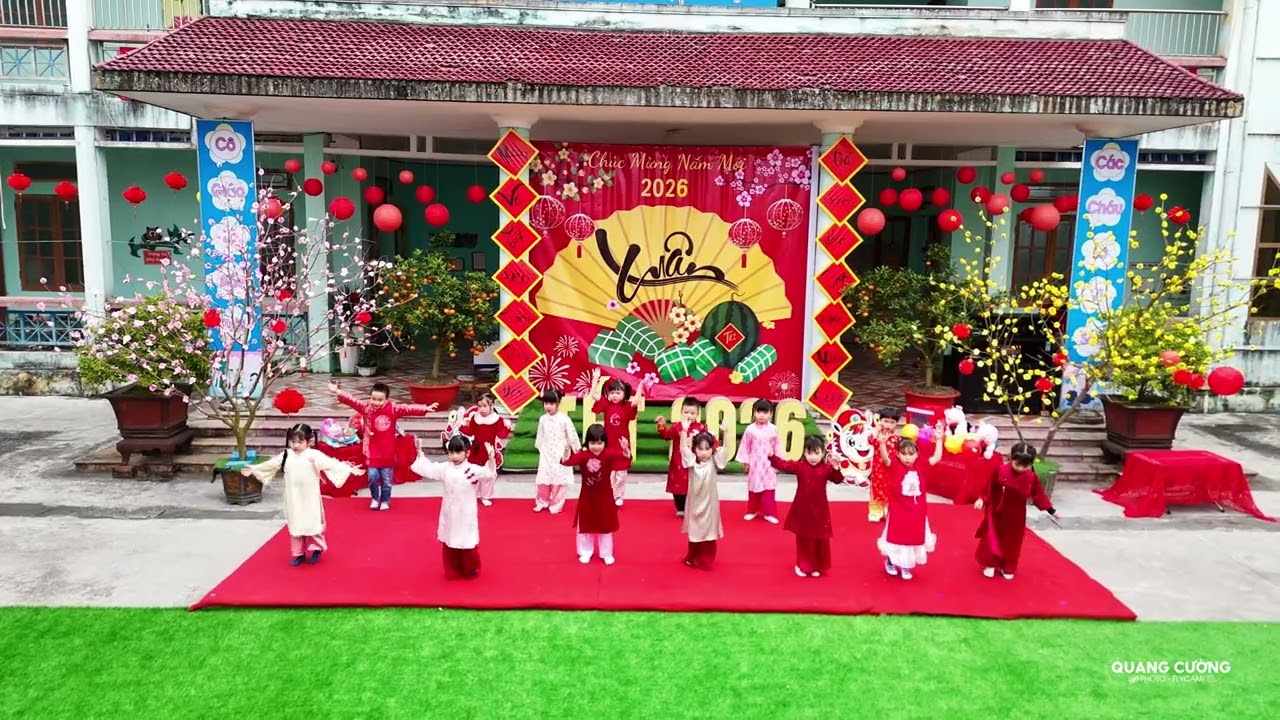 Tết ơi tết à- Happy new year