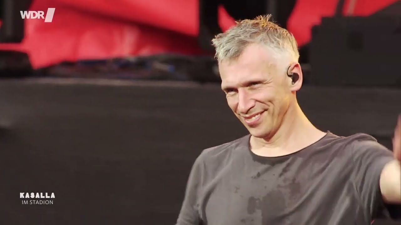 Fleisch un Bloot (Live) – Kasalla im Stadion (HD)