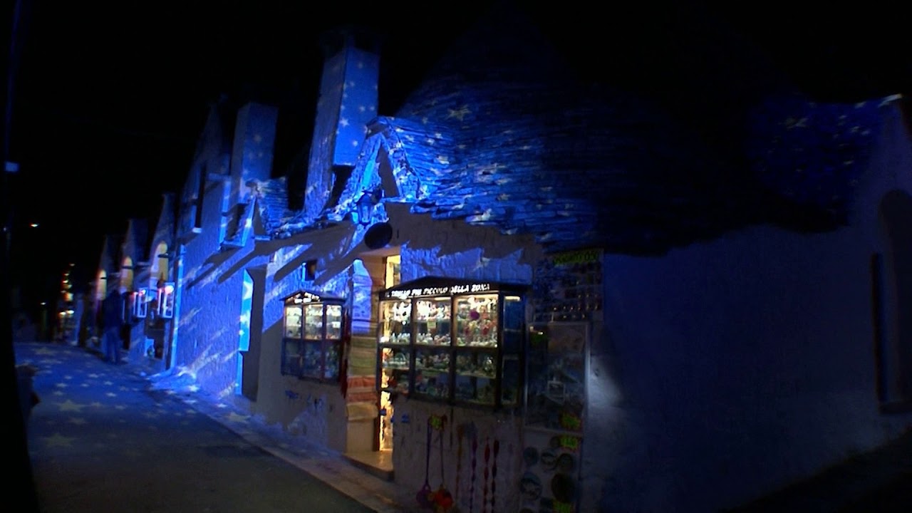NATALE A ALBEROBELLO