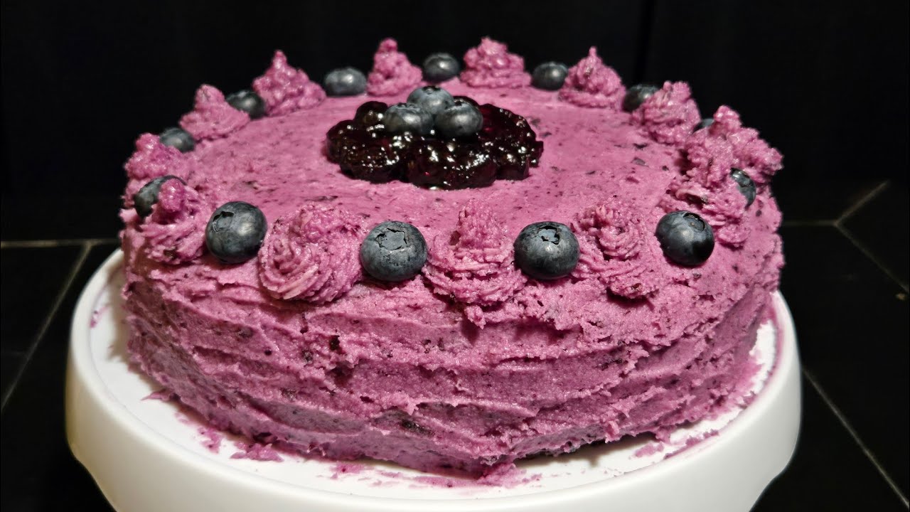 Homemade Moist Blueberry Chocolate Cake Recipe