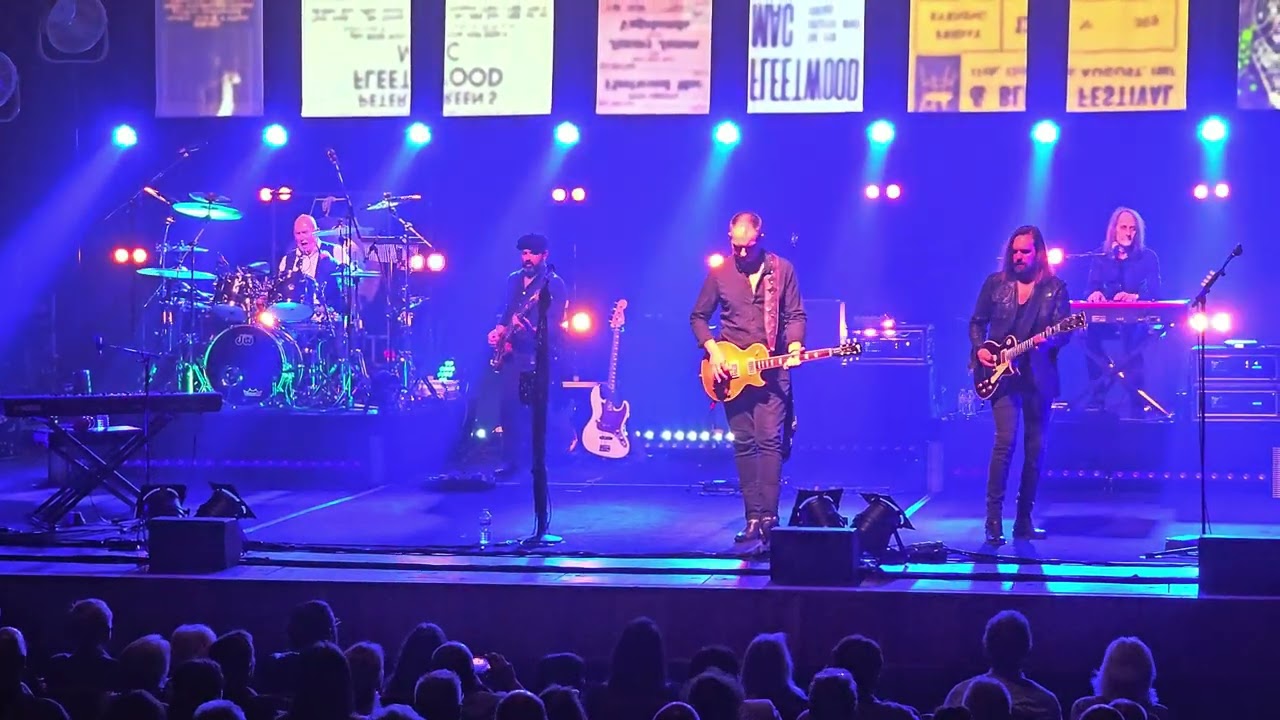 Oh Well, performed by Rumours Of Fleetwood Mac, Live @Guildford