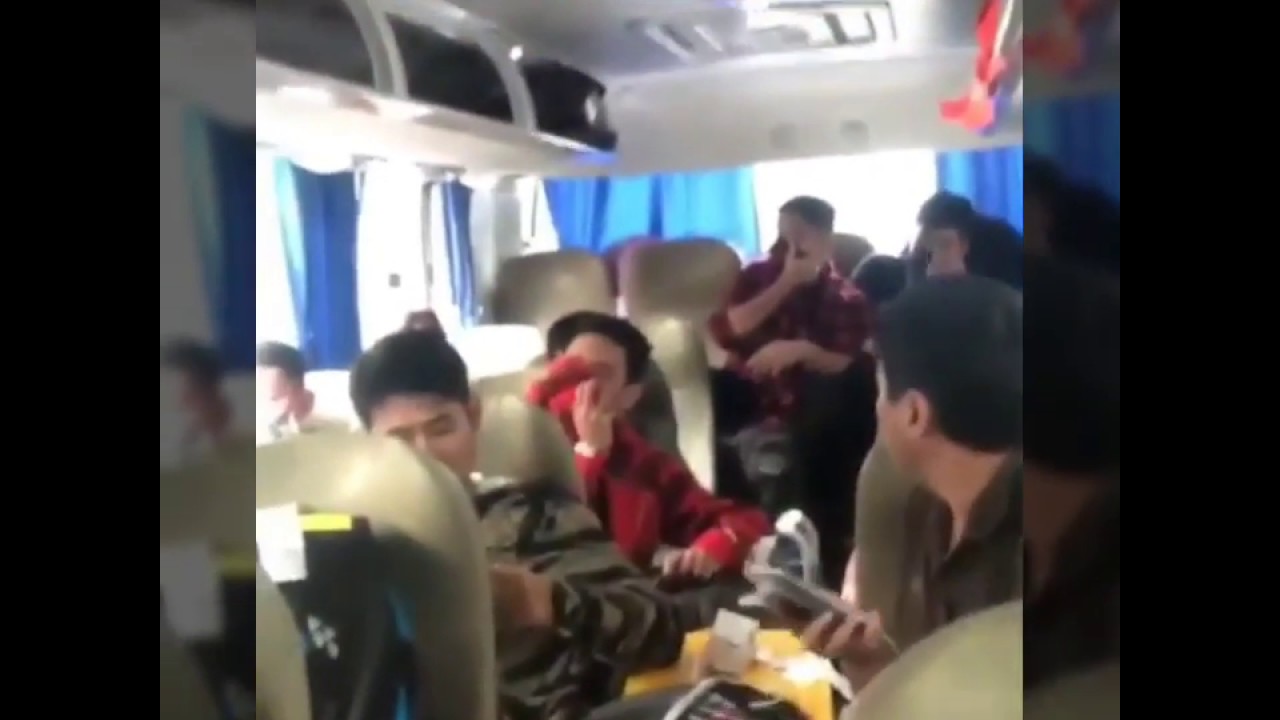 Funny Moment Lucu Tengil Kevin Sanjaya dan Tim Badminton Indonesia