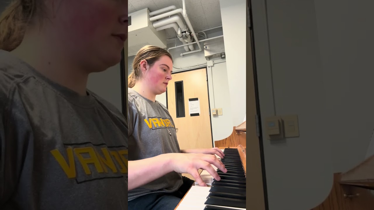 E major scale, arpeggio, E major primary chords, Harmonization