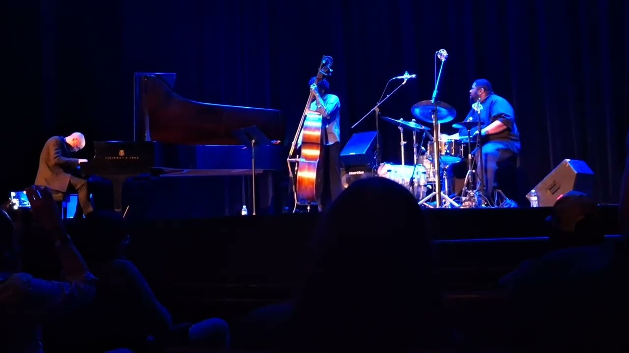 Tyshawn Sorey Trio, Pt 2 - extended