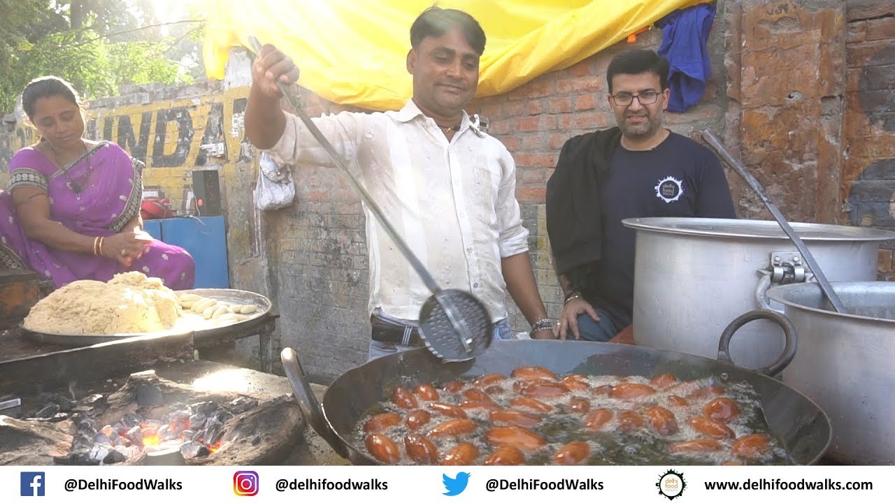 Prayagraj Food Tour - Makhan ke ANDE - SAKODA (Spicy Pakoda) - Gulab Jamun (Allahabadi RASGULLA) 2/2