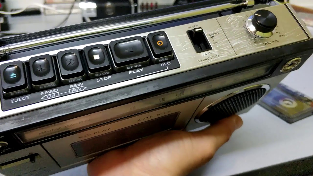 Sanyo M1700F