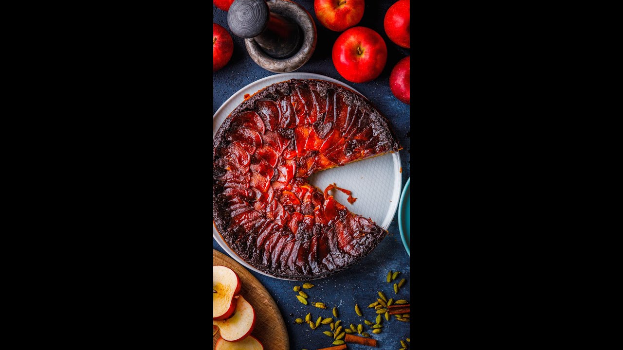 Тарт татен - карамельная шарлотка с яблоками перевертыш. Ссылка на рецепт в описании