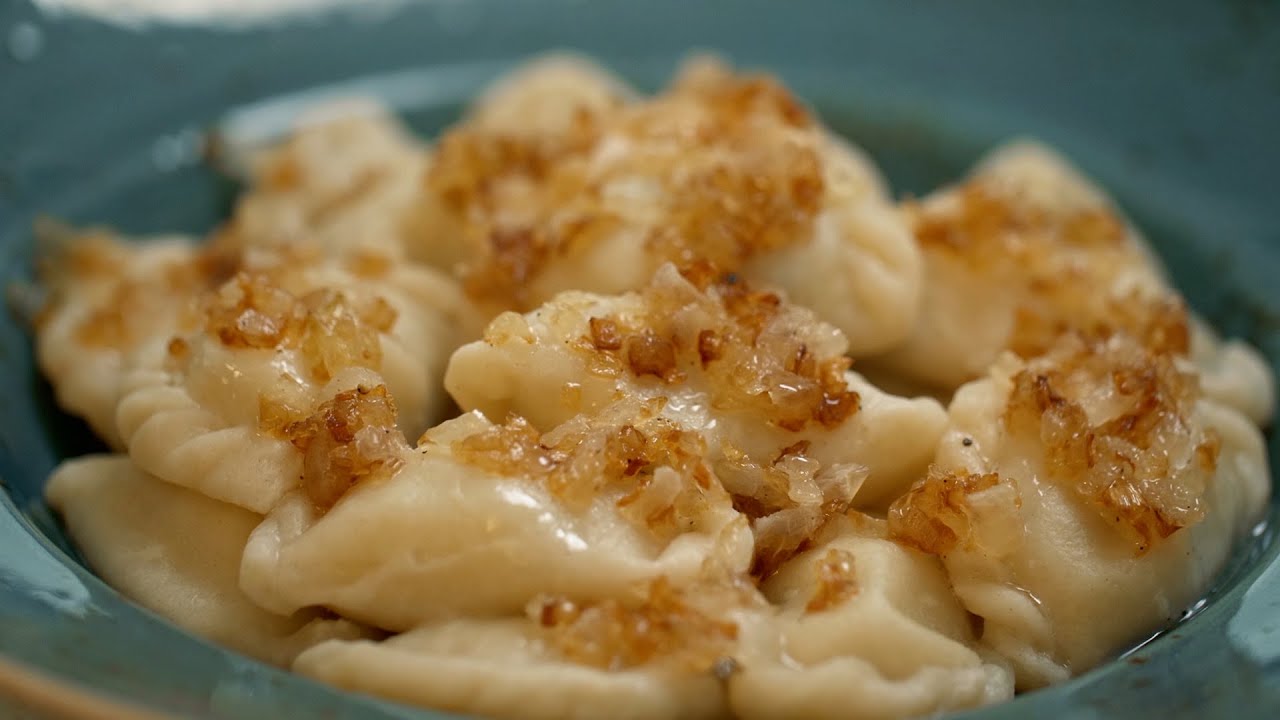 ВАРЕНИКИ З КАРТОПЛЕЮ ТА ГРИБАМИ на ЗАВАРНОМУ ТІСТІ😃 DUMPLINGS WITH POTATOES AND MUSHROOMS