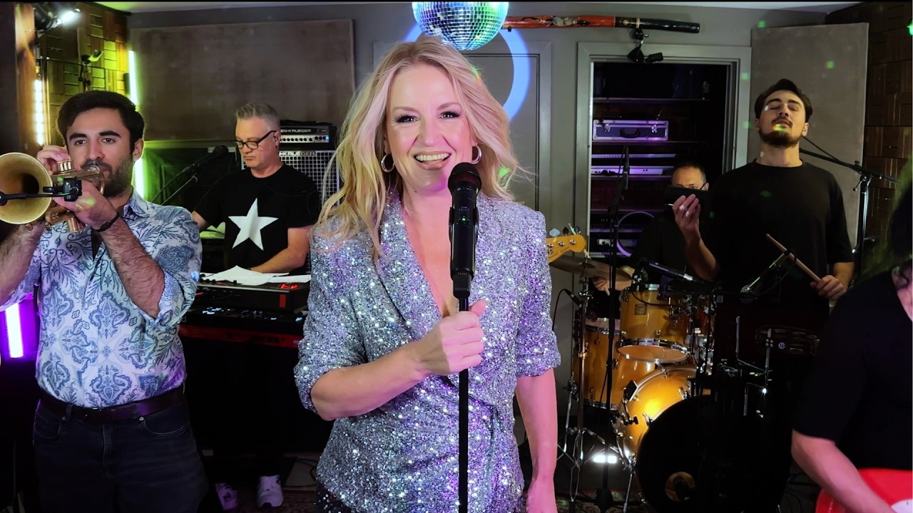 'Last Dance' Full Live Band Rendition | Donna Summer | Sing It Live