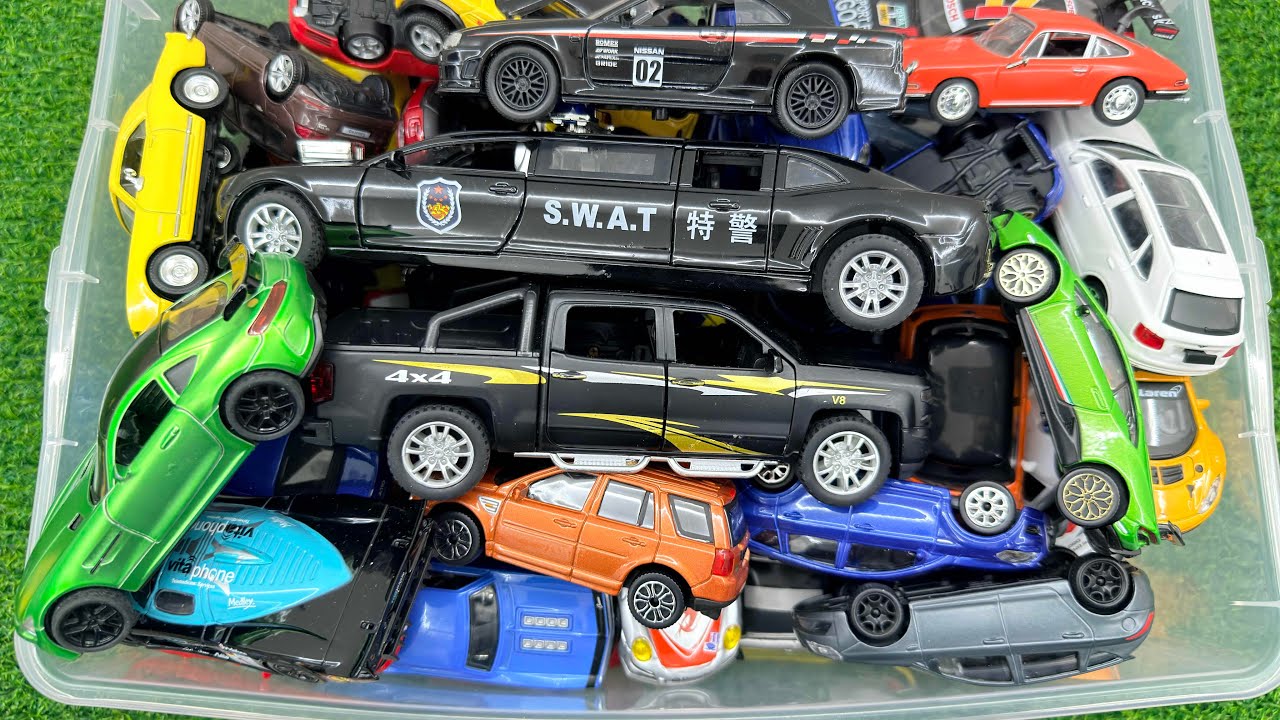 Lamborghini, McLaren, Porsche, Mercedes, BMW, Bentley, Chevy, Nissan, Mini & Citroën Collection