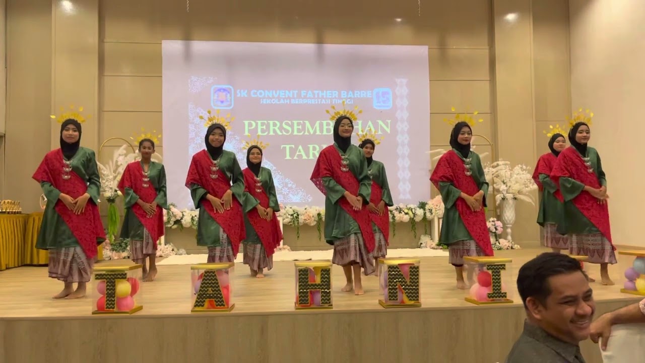 Tarian Lemak Manis (MAKSHEM 2022/2023)