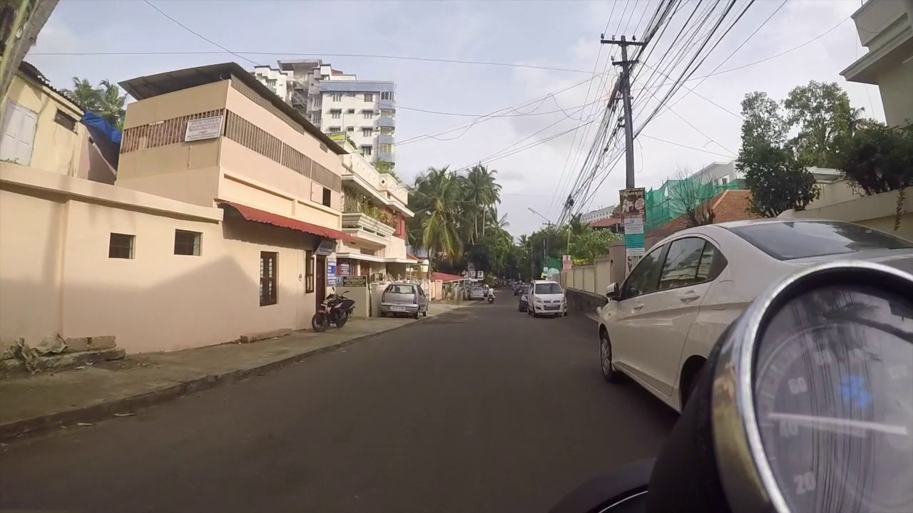 TRIVANDRUM CITY BIKE DRIVE-(KOWDIAR TO KARAMANA)