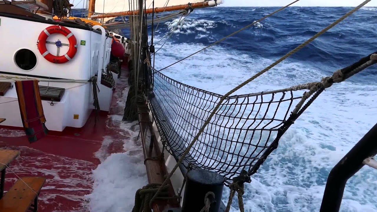 Segeln und Seegang auf der Thor Heyerdahl