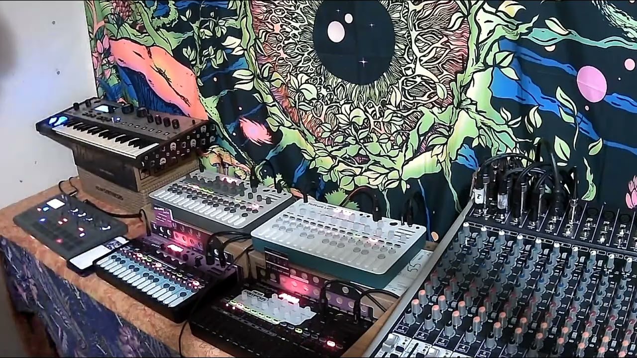 Sonicware Liven House jam