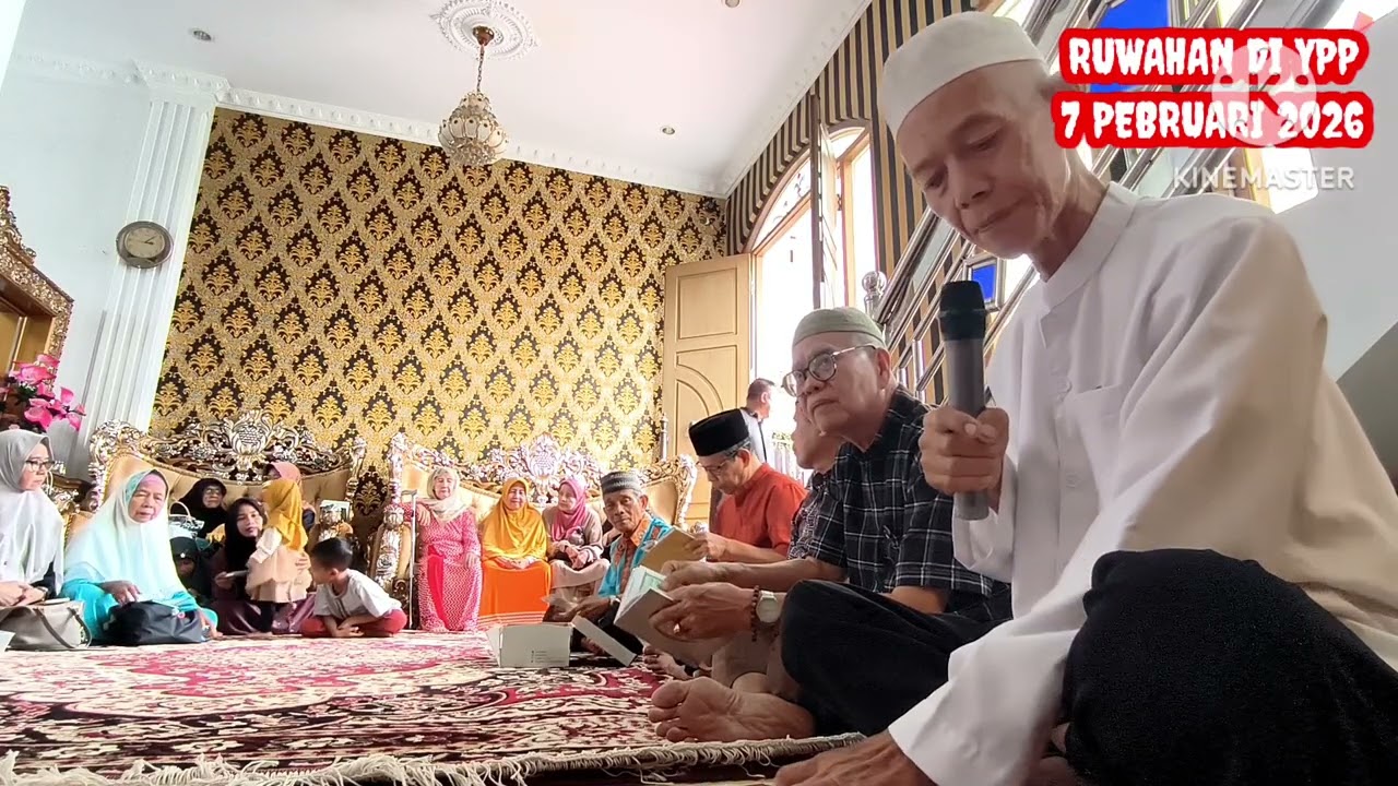 PEMBUKAAN ACARA RUWAHAN DAN PENGIRIMAN SURAH AL FATEHA KEPADA ZURIAT KMS H.HASAN BIN KMS H MUSTOFA