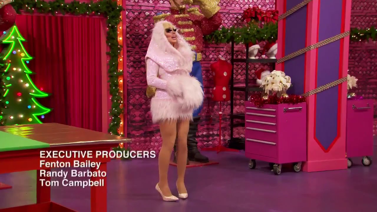 RuPaul's Drag Race Holi-Slay Spectacular/Christmas Special All Entrances🎅🎄