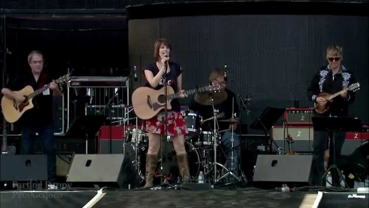 LISA BROKOP - LIVE - Rockin River Music Festival - by Gene Greenwood