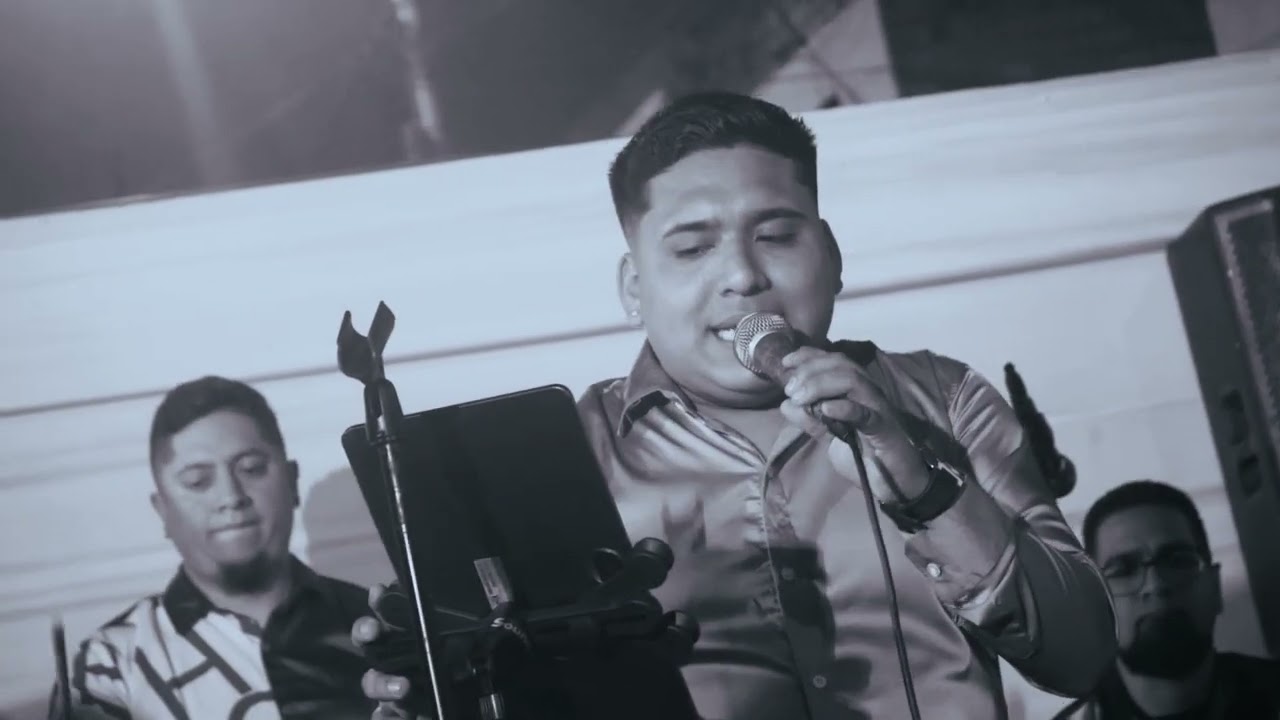 NECESITO UNA AMIGA - MARVIN SALAS (LIVE SESSION - CALLAO)
