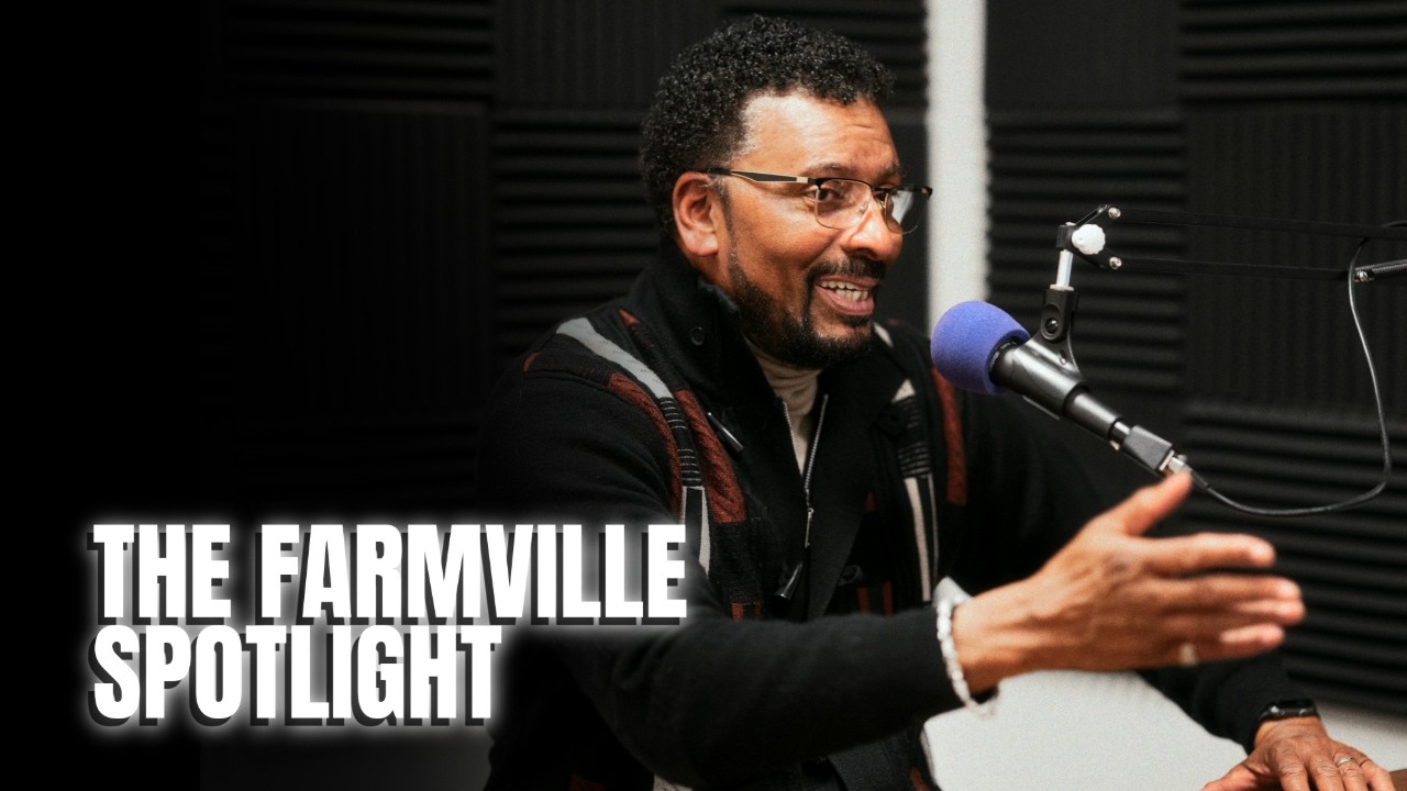 В центре внимания Farmville Spotlight – художник Чарльз Хартвилл о джазе, снеговиках и поиске сво...