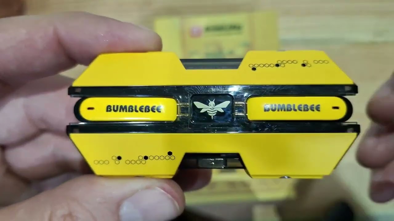 Unboxing audífonos Transformers Bumblebee.