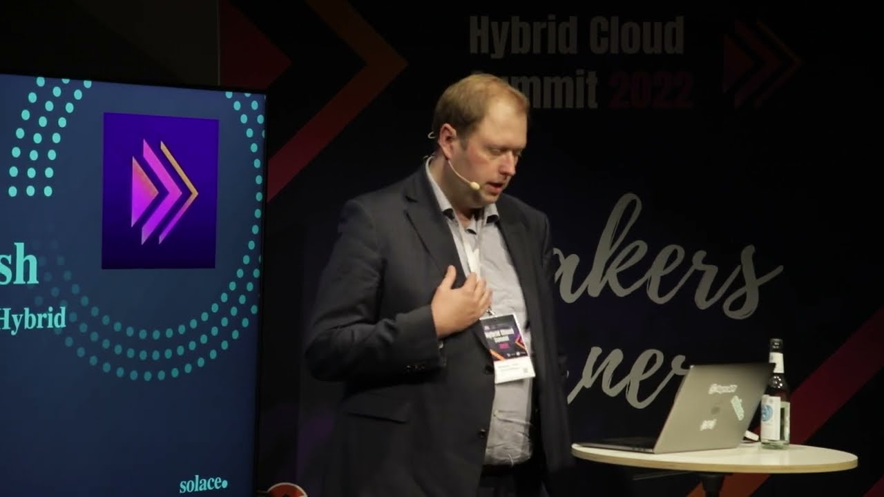 Solace  - Streaming von Daten über Clouds und Rechenzentren hinweg | Alexander Martens #HCS22