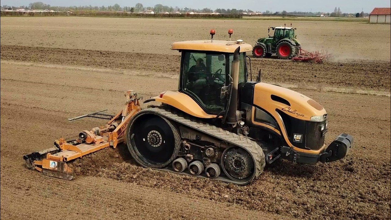 Challenger MT 765B | Fendt 514 | Preparazione Terreni | Seedbed Preparation | Az. Carbognin