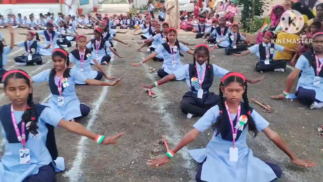 शालेय स्तरावर देशभक्तिपर गीतावर आधारित भव्य कवायत 🫡Gondburanda🇮🇳 | 15 ऑगस्ट 2025#independenceday