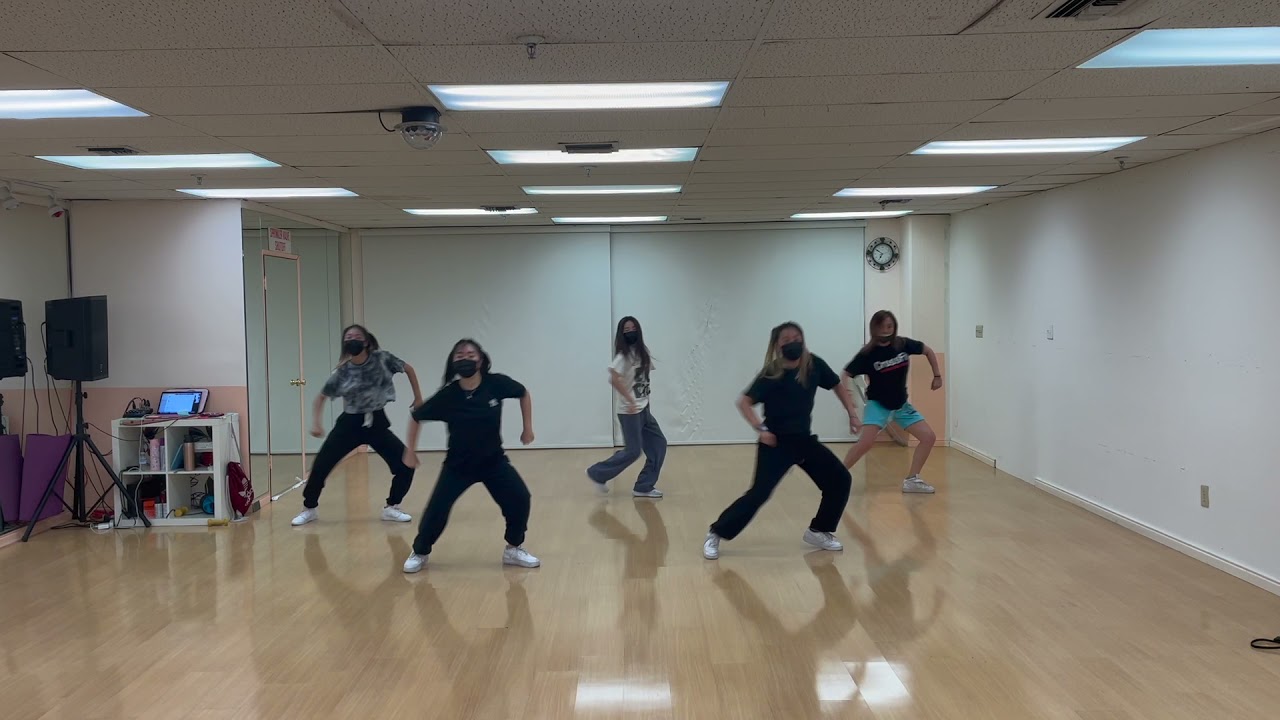 NK  DANCE STUDIO: ARIANA GRANDE & THE WEEKND - 