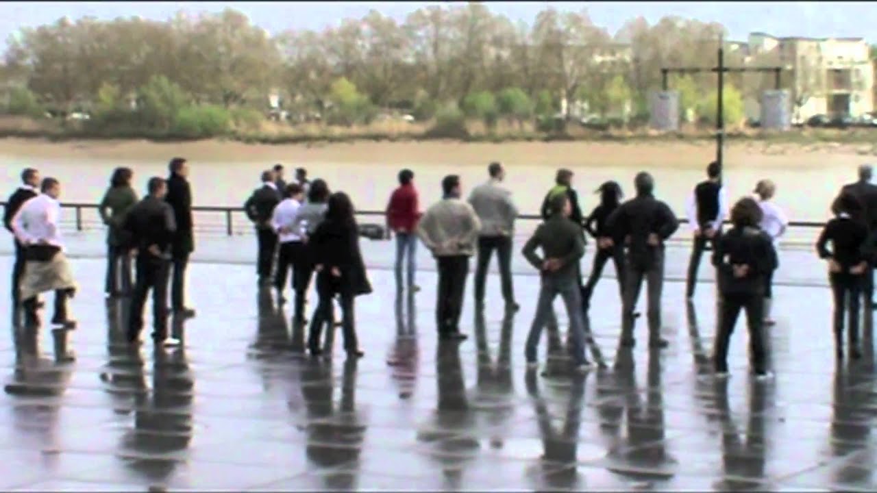 Flashmob Auchan Bordeaux Mériadeck
