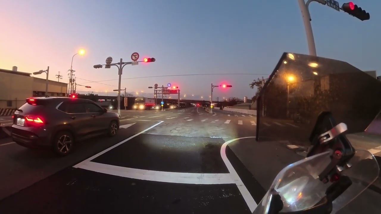 台61西濱夜間路況  新竹~後龍