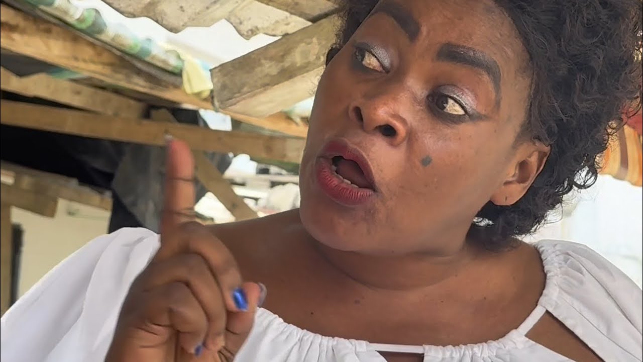 KO DANS NOTRE FAMILLE ON DONNE PAS L’ARGENT À GARÇON 🤣🤣🤣#youtube #youtubeshorts #humour  #drama 