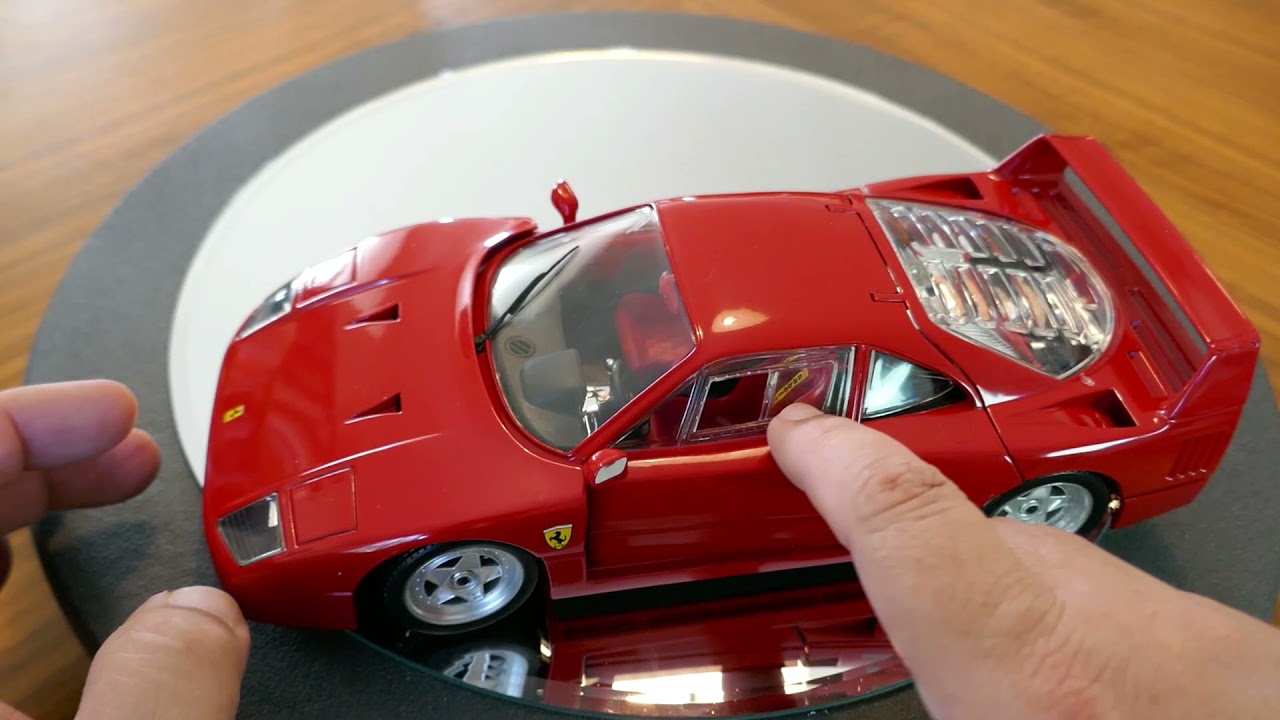 Ferrari F40 by Bburago and Hot Wheels in 1:18 scale diecast