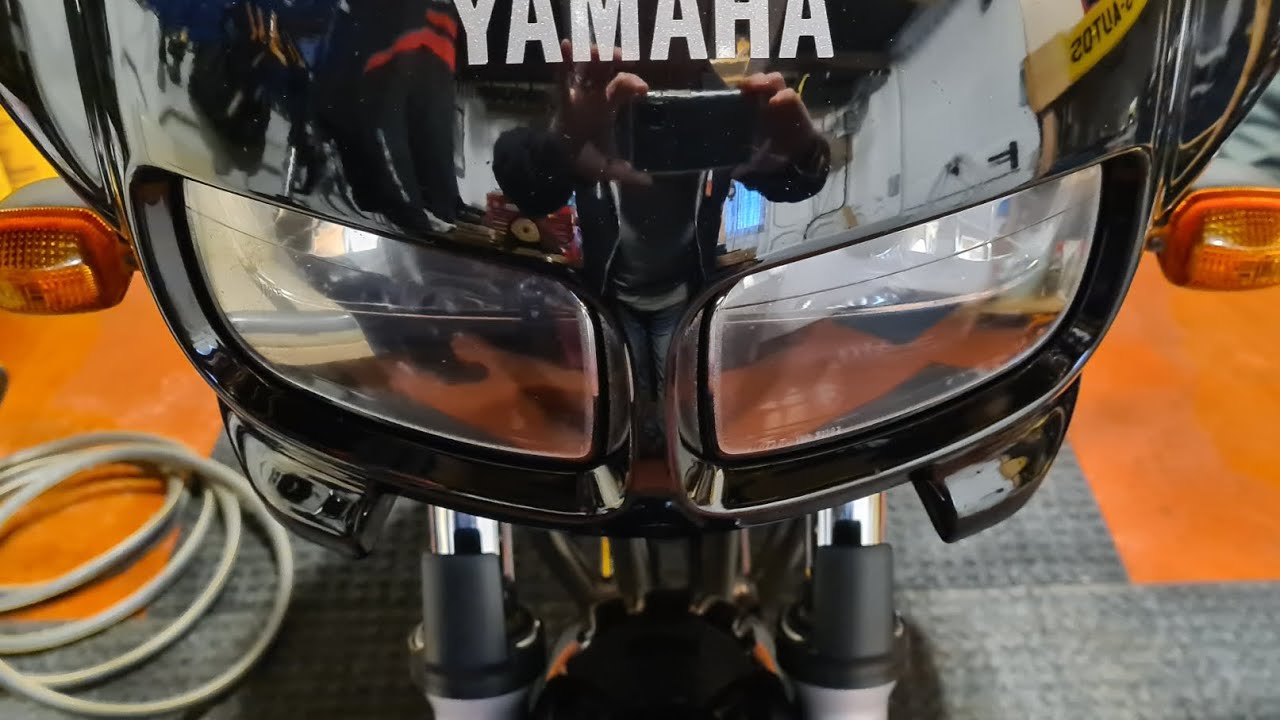 Yamaha Fazer headlight mod