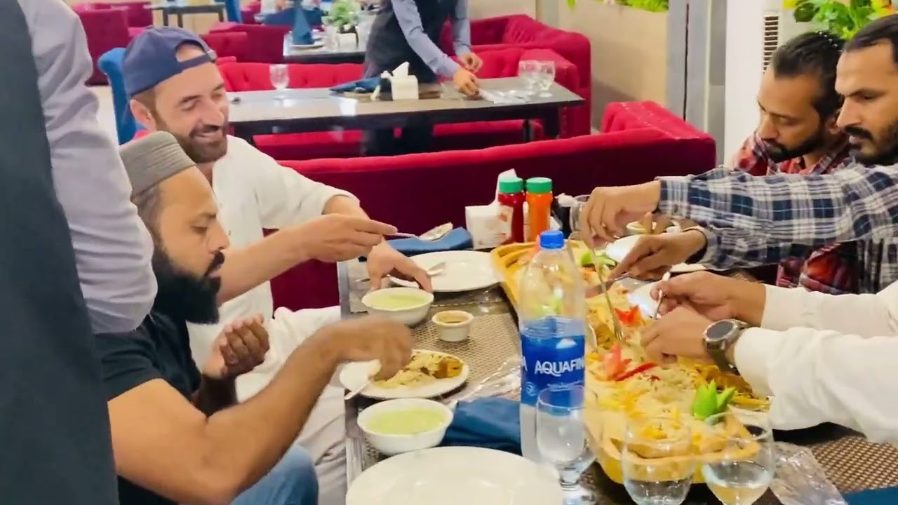 Blue Ex Teem Lunch Time Happy Mood Vlog Waqar Qadri full Enjoy moment 