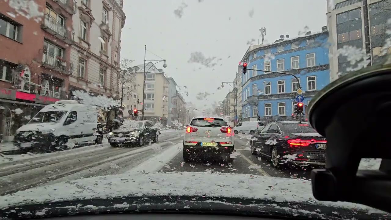Frankfurt mit Schnee bedeckt am 03.02.2026