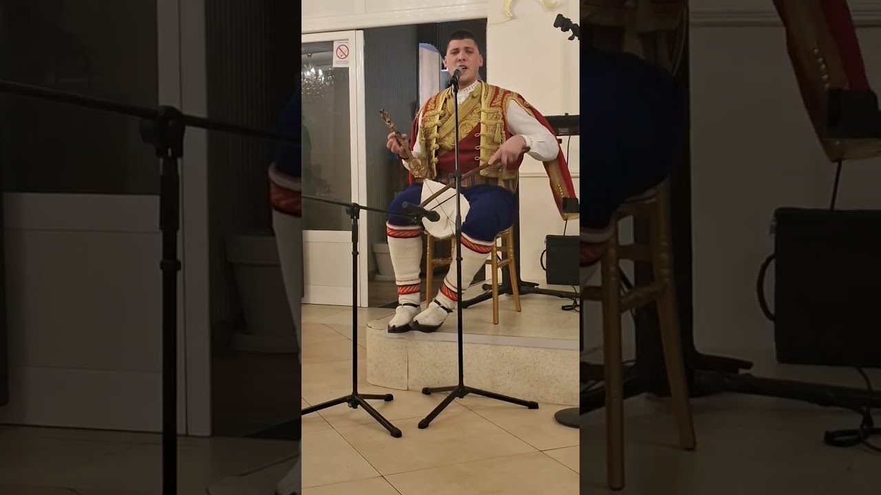 Максим Војводић народни гуслар
