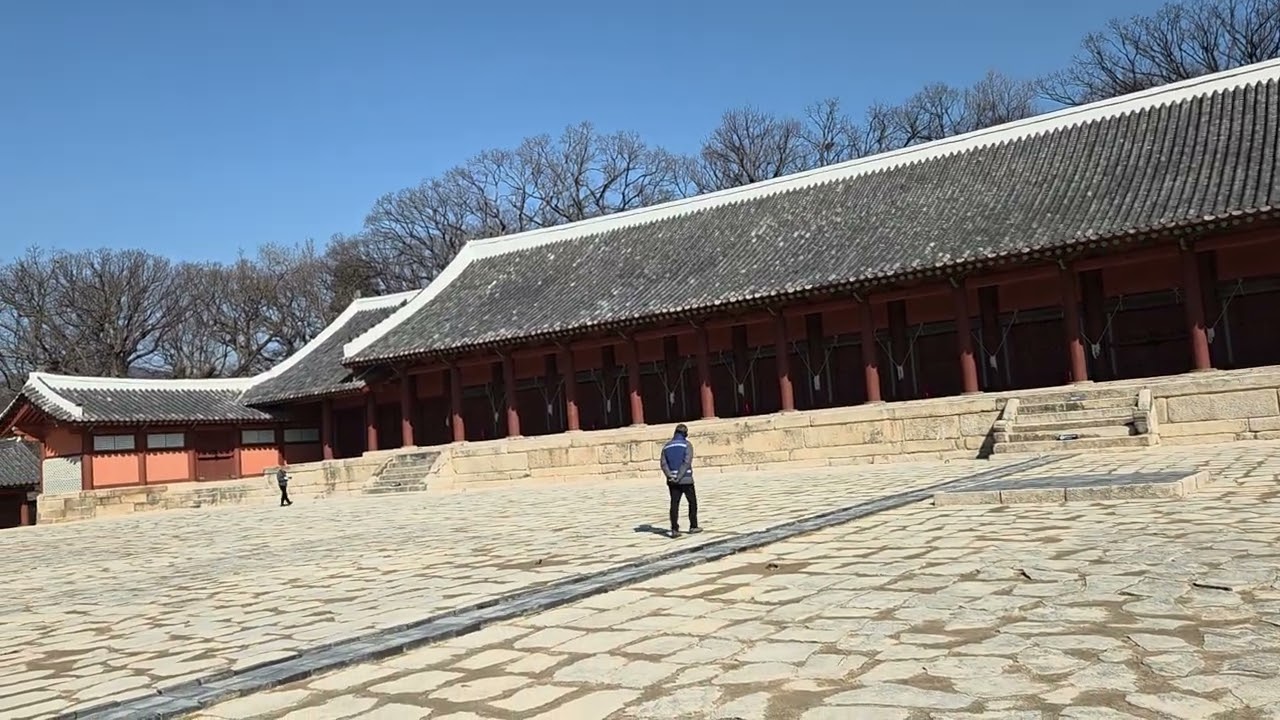 종묘 정전 바라보며~#나들이#걷기#walk#유적지#자연경관 #종묘#종로구